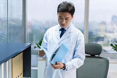 《疯狂坦克V2》宣布2023年3月停服 未能活出抢先体验